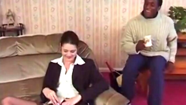 Μικρο Στηθος, Βρετανίδα, Διαφυλετικα