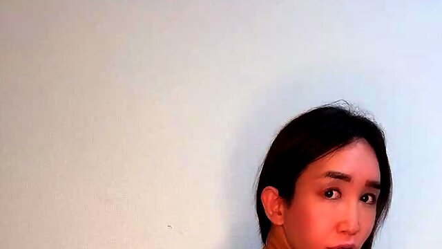 Cum While, Shemale, Asian