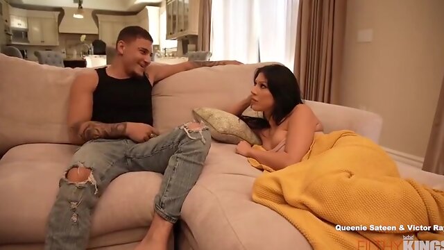 Queenie Sateen - Bts Step-sis Joins The Fun