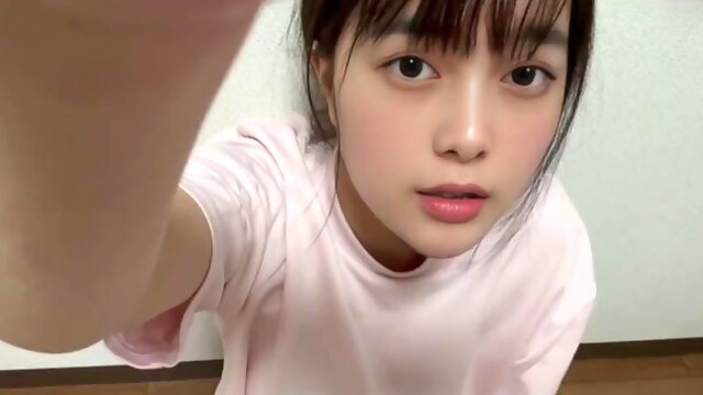 I saw the dick of the mens swimming club at the university circle, and I was from there, so I masturbated at home