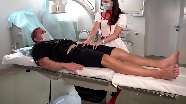 Bas Collants, Infirmière