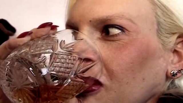 Big boobed Mature blonde slut rides dick like a pro