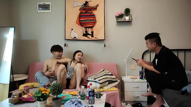 Ados Francaise Amateur, Asiatique, French