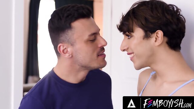 Femboyish - Straight Stud Nate Rose Swaps Fem Twink Foxy Alexs Toy For Throbbing Cock In Wild Fuck