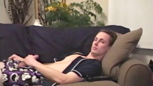 Mark is a lean dude from down under with an original technique for getting himself off. He likes to lick two of his fingers and then work them over the most sensitive parts of his cockhead.