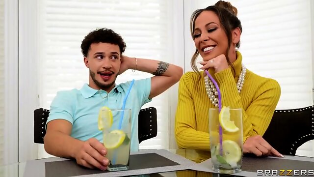 Beautiful porn mom Cherie Deville adult perverted clip