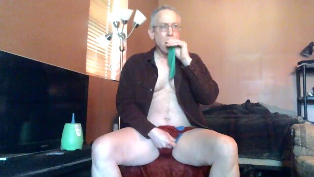 Four big mild Balloons Exploded! - Retro - Balloonbanger