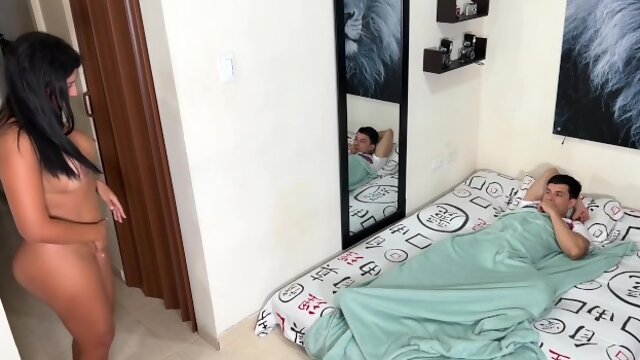 Pulchritudinous Lina Henaos cornudo mirando smut