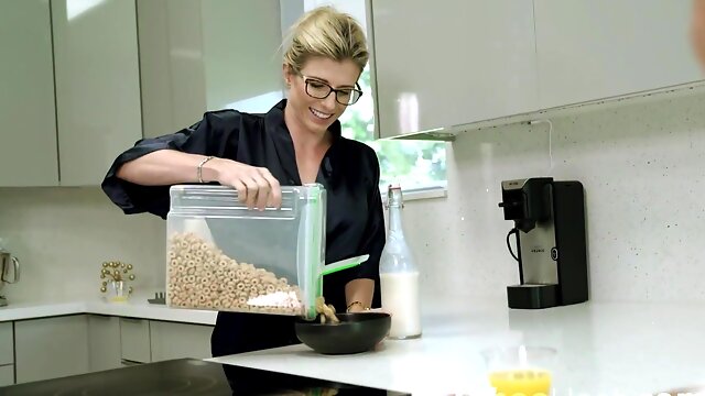 MIILF Cory Chase with glasses wants to be fucked in the kitchen
