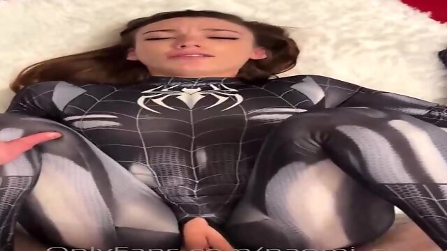 VENOM FEMALE DRILLING