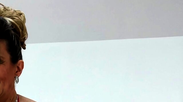 Amateur his tall blonde fetish masturbating on live webcam