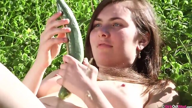 Owłosione, Solo, Plener