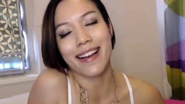Close up amateur masturbating solo