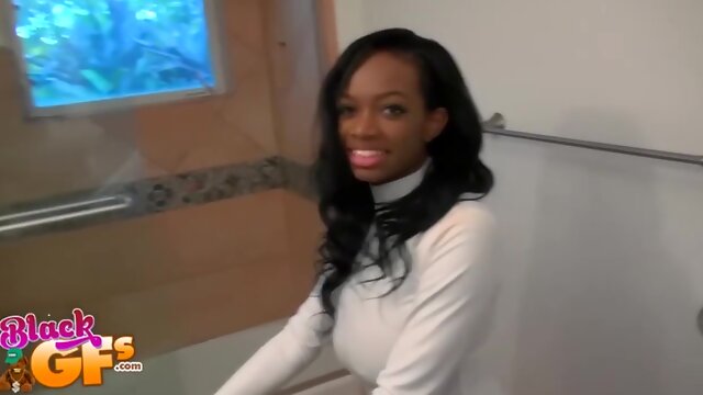 Big Booty Kisses With Tyler Steel And Sierra Simmons