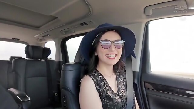 Juq-680 Celebrating Her 4th Debut Anniversary, Her Lewd True Face. A Two-day, One-night Creampie Trip To The Adultery Island Of Desire That Exposes Rinko Kinoshita Completely