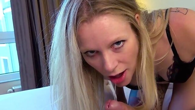 Pickedup ink babe pounded in hotel room