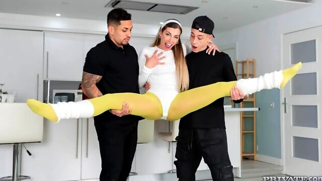 Missionary, Jungendliche