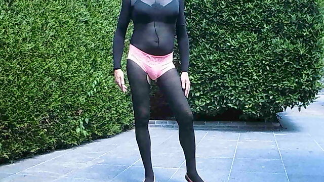 Amateur, Outdoor