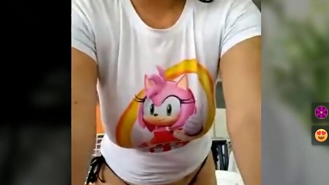 Keilymadam twerk woth cateleya and worn a bikini