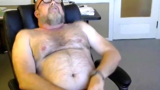 Dad Otter Licks His Own Jizm