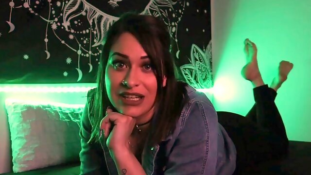 Mila P aka milaap OnlyFans - Red Light Green Light Cum