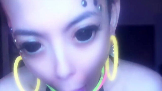 Pornetheus Lays Eggs Inside of Me