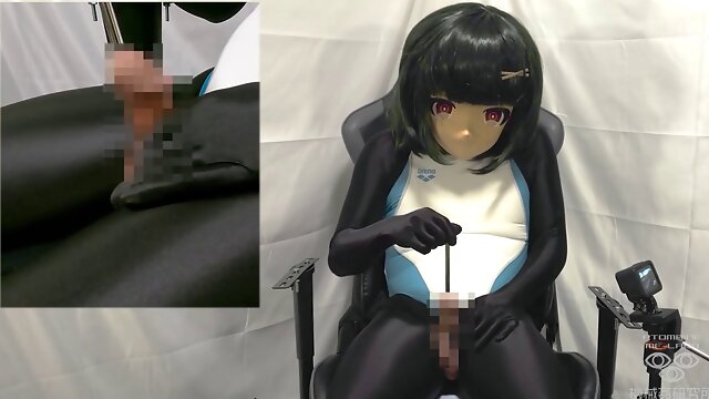 The costumer wedges a bougie and leaps