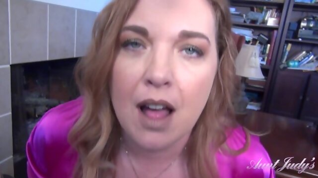 Denises big tits xxx by Aunt Judys