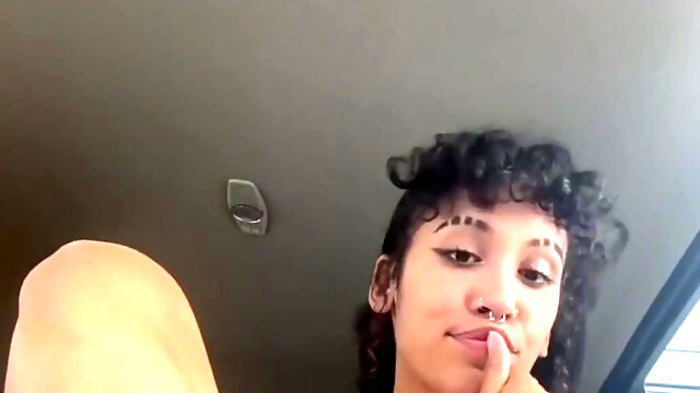 In Solitaria, Auto, 18 Anni, Calzini