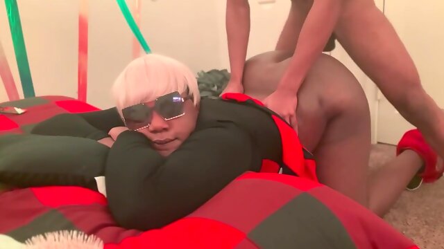 Ebony Creampie, Shemale