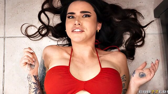 Cum-Loving Roomie Guzzles Condom