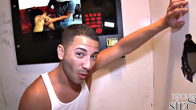 Gullible straight guy trying gay gloryhole