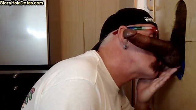 Amateur Mature Gay Sucks At Home With Black Penis