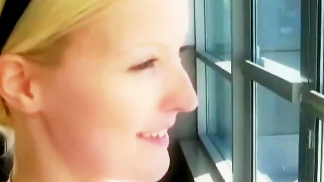 Deutsch Teen Niedlich, Suesse 18 German, Teen Worker, Öffentlichkeit