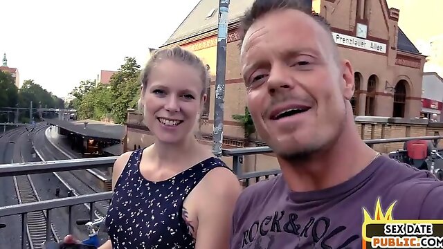 Amateur Public Deutsch, Deutsch Realität, Öffentlichkeit, German