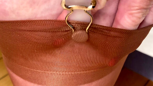 Mrs Mature Feet Showing You All a Real Pair of Vintage Rht Nylons Pre 1950