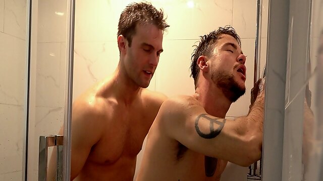 Tommys perfect man pussy used by Gabriel