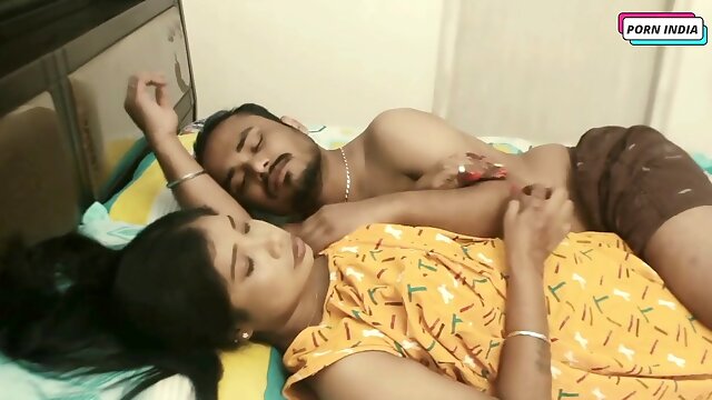 Sizzling Indian uber-sexy lady Fucking In the Morning