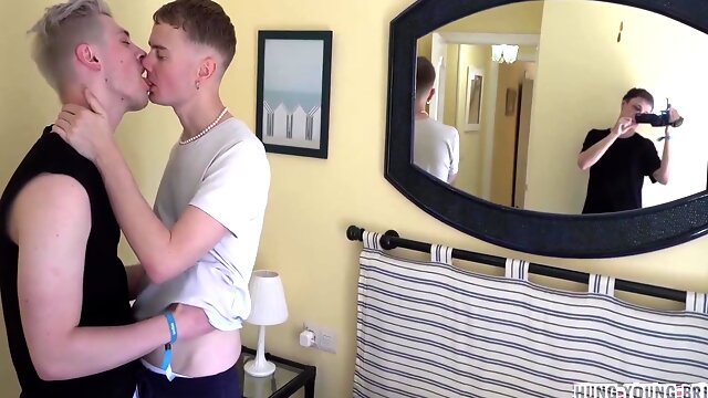 Анал С Молодыми Геями