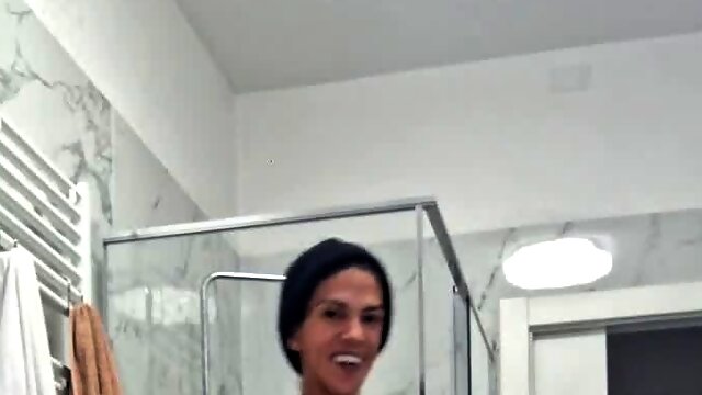 Hot Masturbation, Big Tits, Bath, Solo