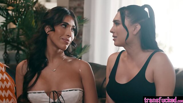 Big tits MILF Siri Dahl fucked by horny shemales Ember Fiera and Avery Lust