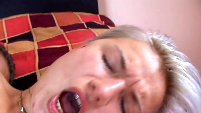 Großer Arsch, Retro