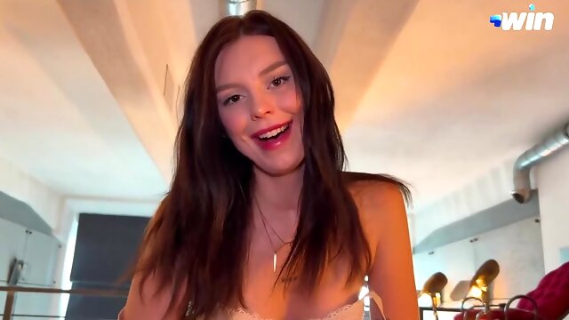 Hot glamour MILF amazing sex video