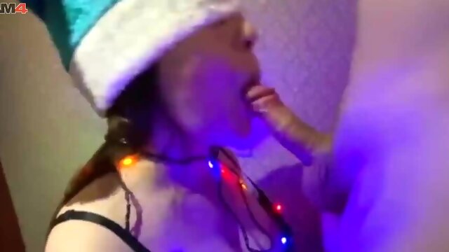 Enjoy this christmas santa costumes slut sucking