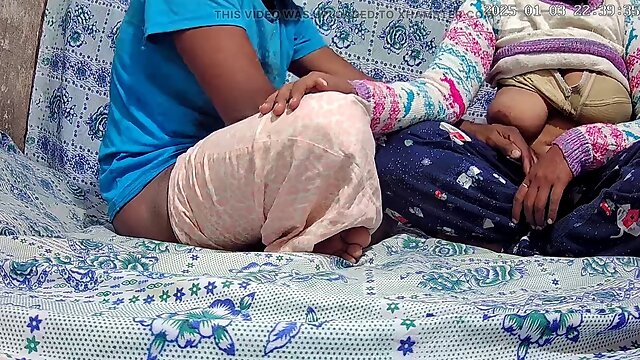 Hondje Stijl, Retro, Duits, Mam, Bisexueel, Pakistaans