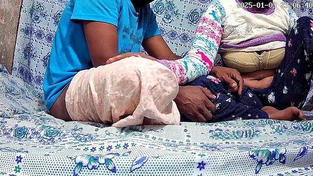 Kontje, Mam, Bisexueel