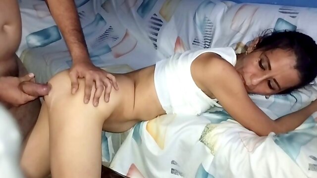 Stepcousins ​​fuck vigorously