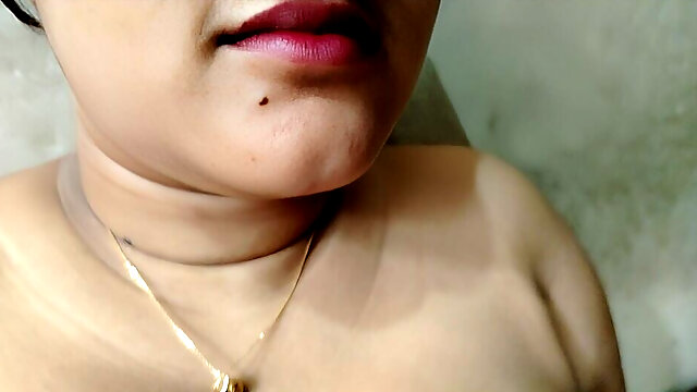 Bhabi Suck Well with Hot Lips XXX