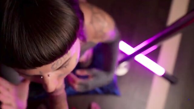 Horny Nigonika deep throats my boycrony dry in pinkish