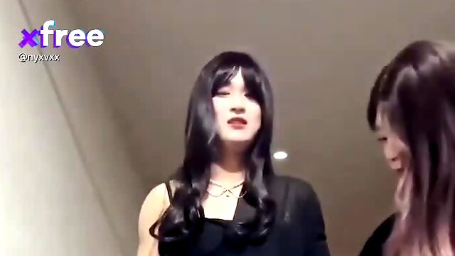 Shemale Asian Cumming